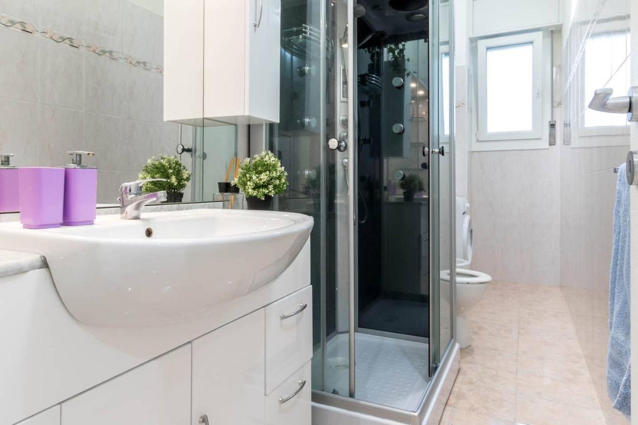Altido Lovely Apt For 6 Located In Vibrant Gallaratese Milan Exterior photo